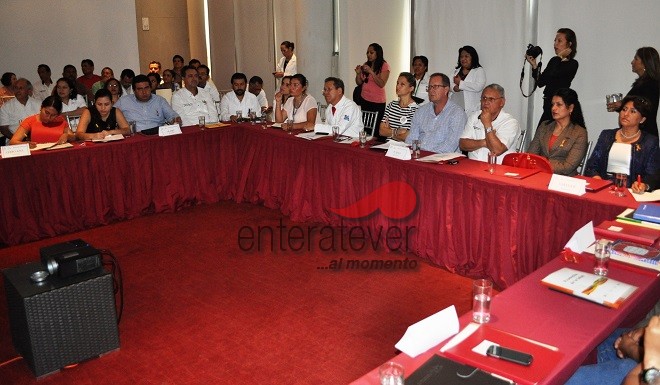 Celebran en Tuxpan primera reunión de vinculación con el sector salud