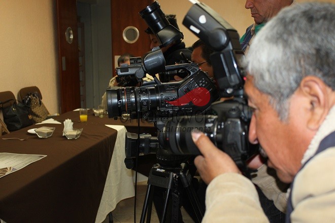 Pretenden superar número de cursos de capacitación a comunicadores