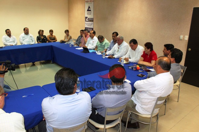 Preparan marcha y bloqueo de accesos a Poza Rica