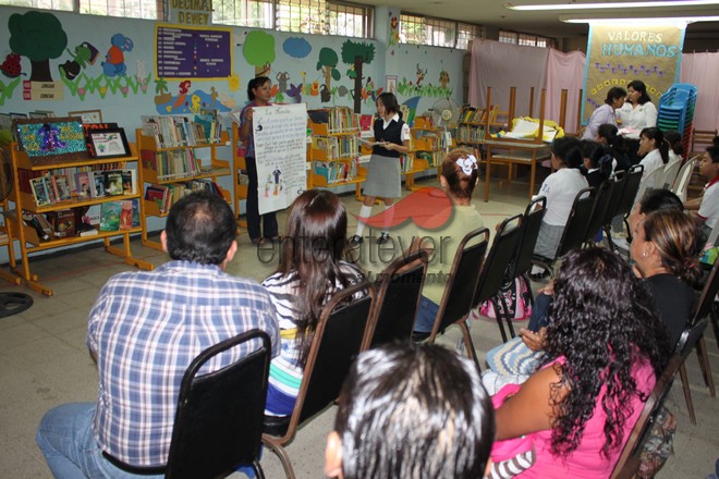 Fomentan lectura entre jovenes de Poza Rica