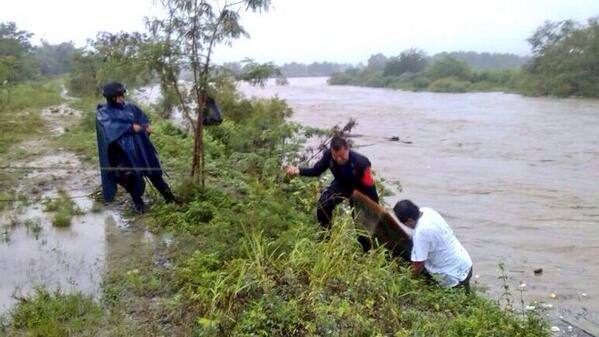 Policía Estatal rescata a pescador