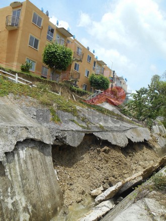 Las lluvias agudizan daños en casas de Geovillas: César Ulises García