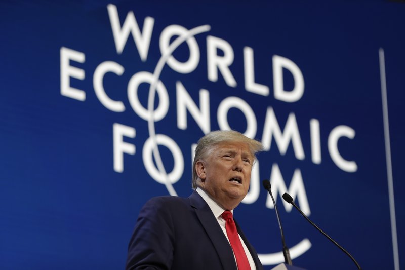 El presidente de Estados Unidos, Donald Trump, ofrece un discurso en el Foto Económico Mundial, el 21 de enero de 2020, en Davos, Suiza. (AP Foto/ Evan Vucci)