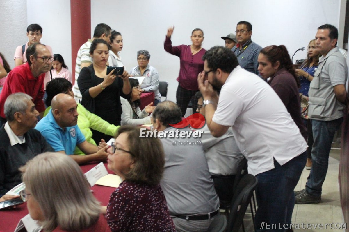 Intimida Beatriz Bonilla a reporteros en Poza Rica