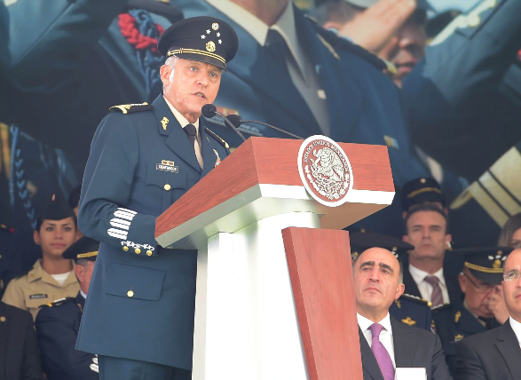 General Cienfuegos no viene como detenido a México: Ebrard ...