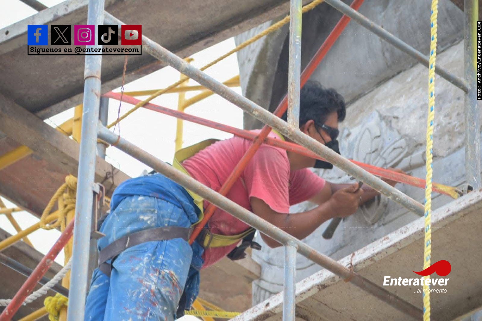 Continúa rehabilitación del monumento al Volador en Papantla